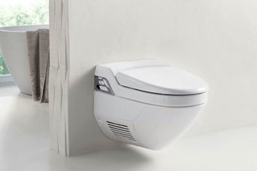 Luxury toilets from Simply Baths